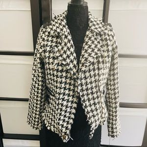 Vici Black and White Houndstooth Blazer